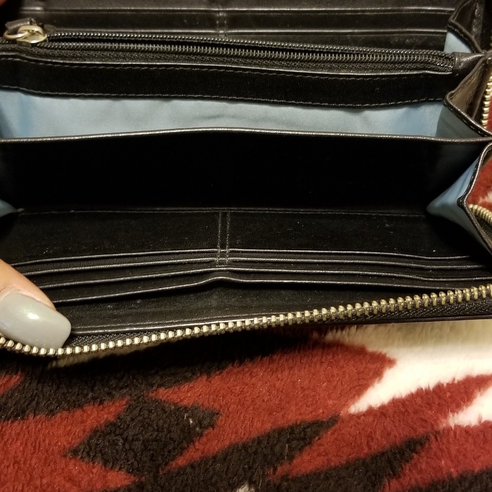 Wallet - Picture 4 of 4